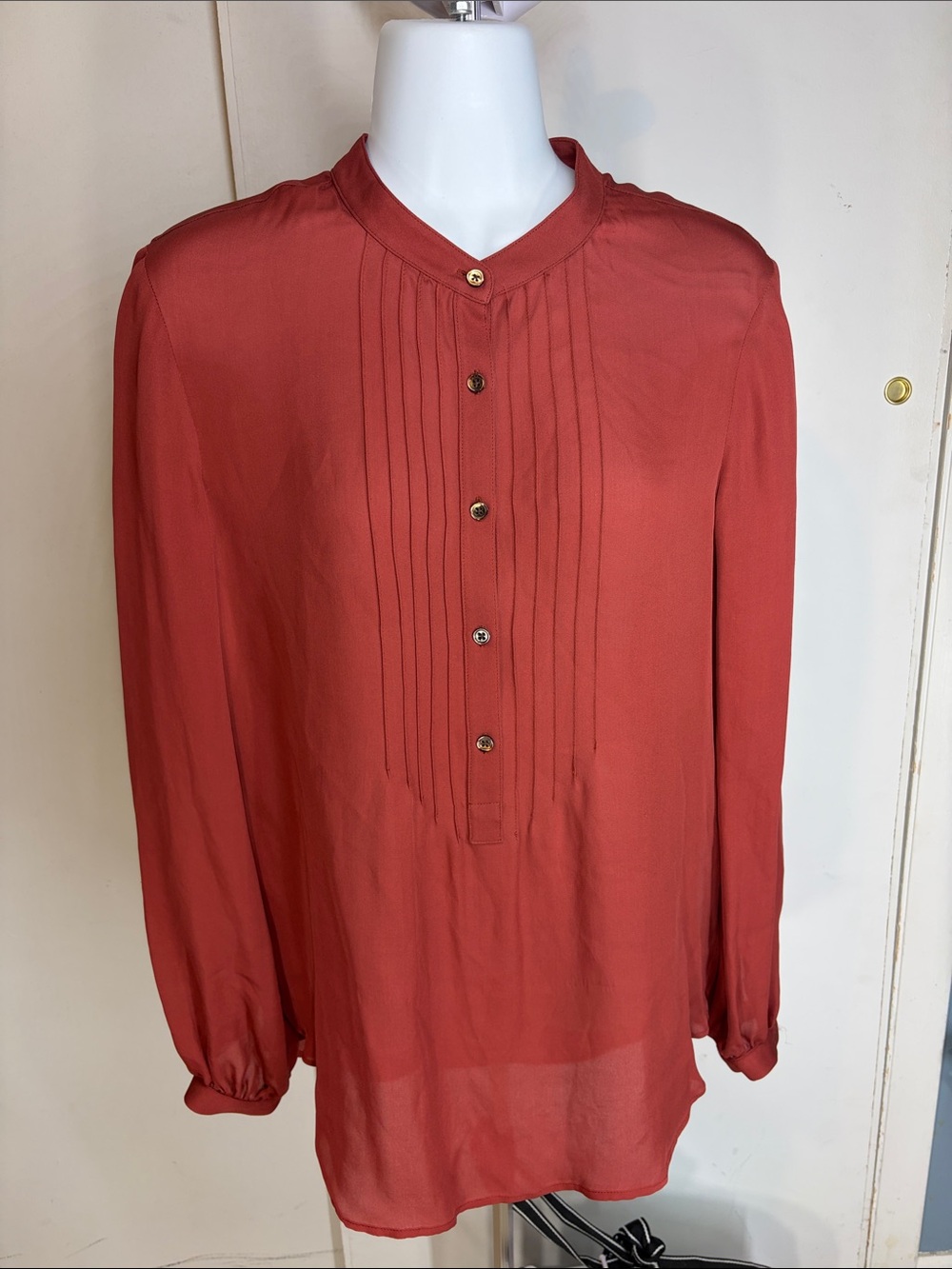 Est. Small Haute Hippie Rust Pintuck Button-Front Silk(?) Blouse